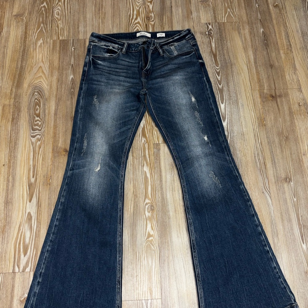 KanCan Dark Wash Flare Jeans 29x34